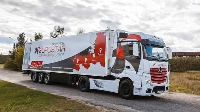 оклееный грузовик автомобильными плёнками Orajet